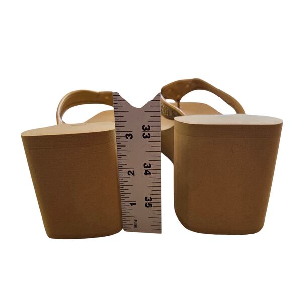 Guess Platform Wedge Sandal Gold Logo Size 9 NWOT Party Chunky Resortwear - Picture 4 of 7